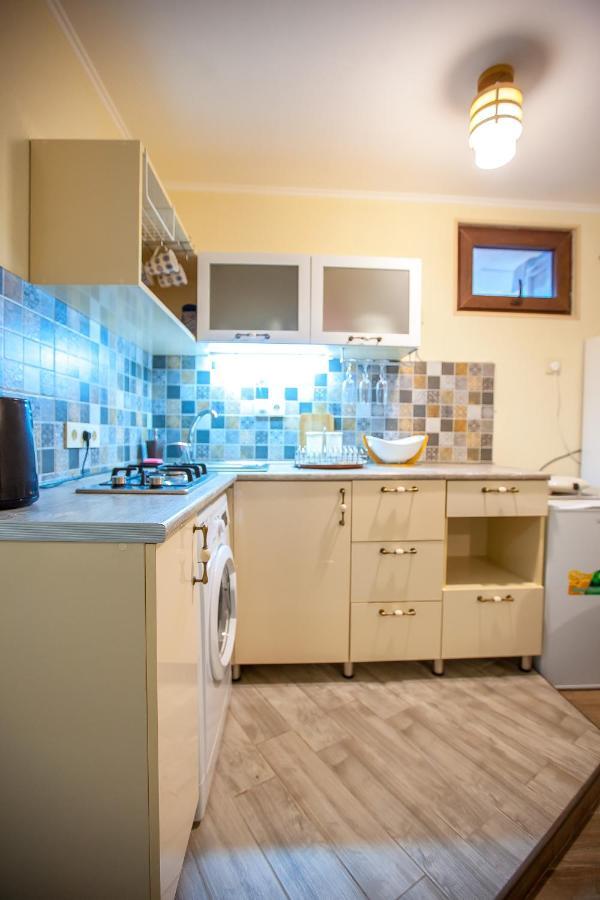 Apartments Beautiful Tbilisi On L.Meskhishvili Turn 1 Exterior foto