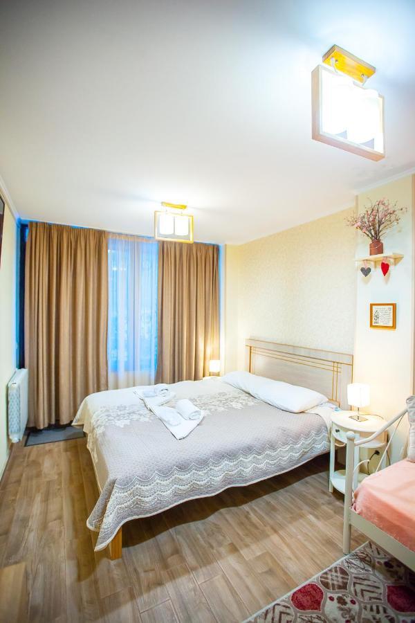 Apartments Beautiful Tbilisi On L.Meskhishvili Turn 1 Exterior foto